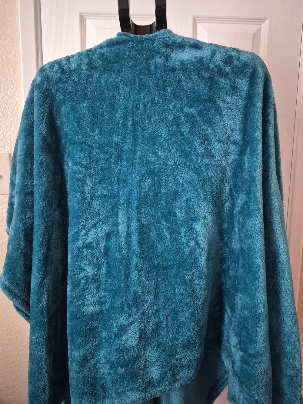Plush Teal Cozy Wrap with Pom Tie